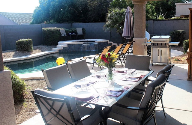 LUXURY SCOTTSDALE REMODEL, privater beheizter Pool / Spa. Alles nagelneu 1/2019