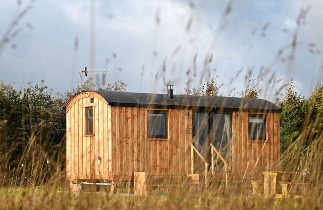 Luxury Shepherd Hut in the Peak District
