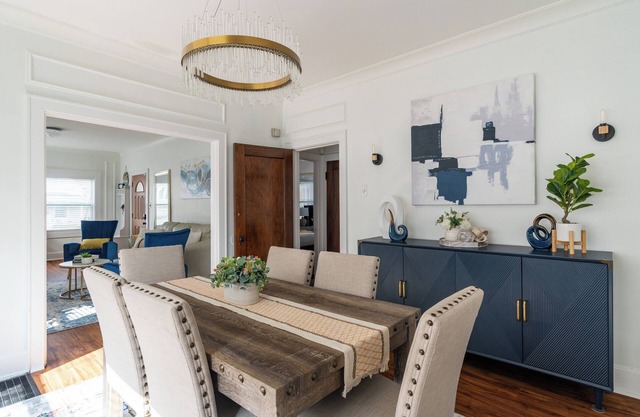 Luxury Short/Midterm Hyde Park Getaway