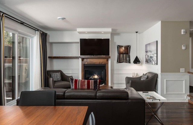 Luxury ski-in ski-out condo in St-Sauveur 2 rooms