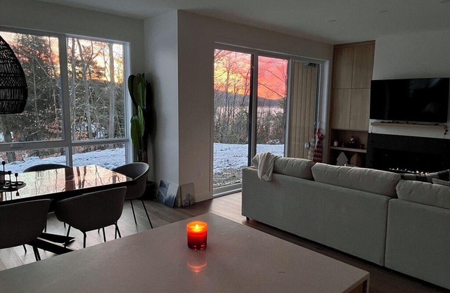 Luxury ski-in/ski-out condo with Club Lake access on beautiful Lake Memphremagog