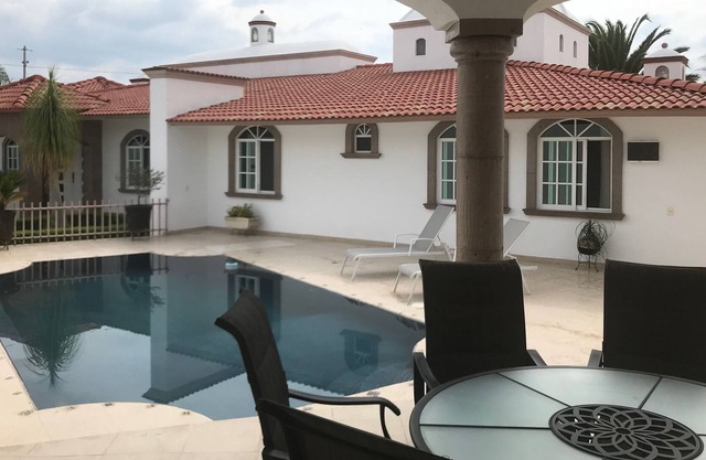 Luxuriöses, geräumiges Boutique-Haus und Pool Juriquilla Querétaro