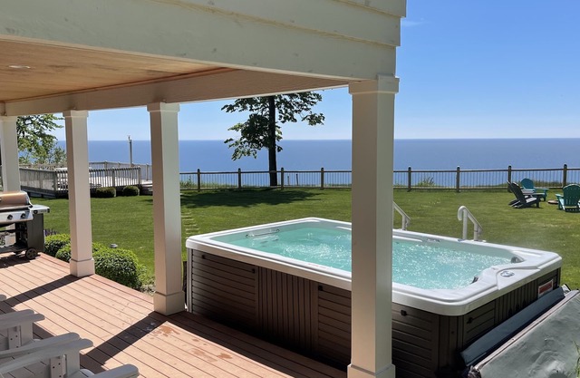 Luxury Stay on Lake Michigan with Swim Spa, Near Wineries, Breweries, and Hiking