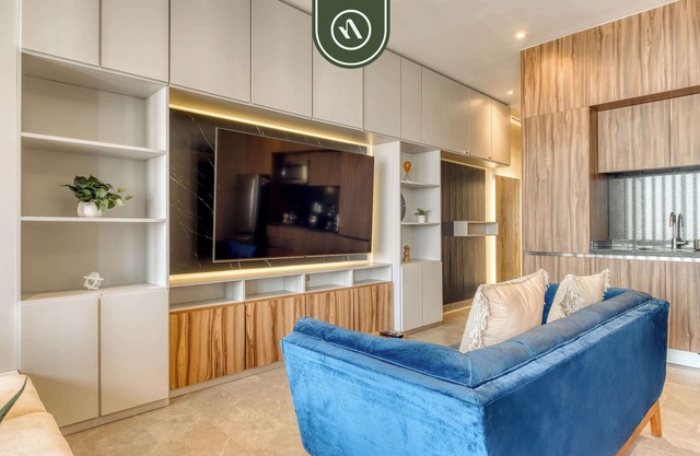 Luxury Studio - Revolution Monument View - Gym