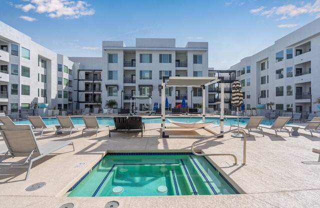 Luxury Tempe Stay 1BR w/Patio, Gym & Business Center