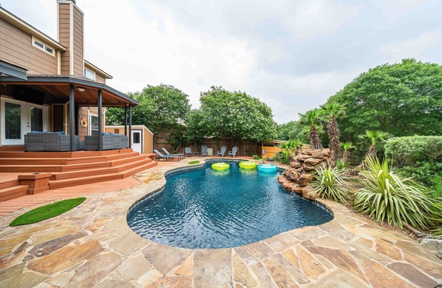 Luxury Texas House with Pool & Game Room by 6Flags & Seaworld