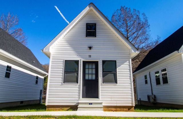 Luxury Tiny Home #11 at Sweet Springs
