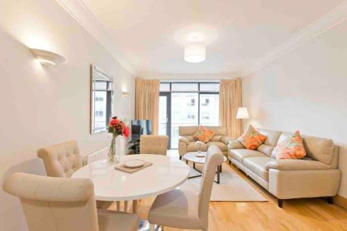 Luxury Two Bedroom Apt in Dublin