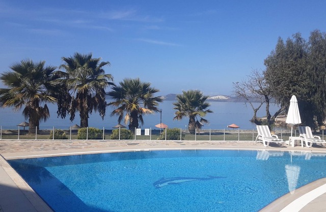 Luxury upgraded beach front villa close to 5*hotel and local shops.