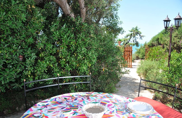 Luxusvilla 20 Schritte vom Strand entfernt.