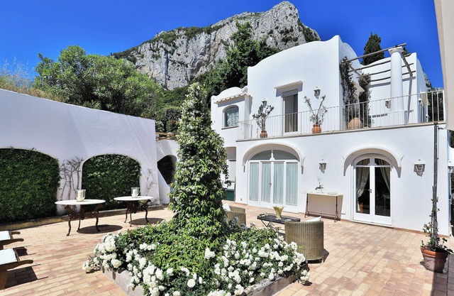 Luxury Villa Fiorita - Amazing Terrace & Premium Location