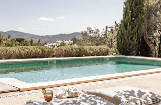 LUXURY VILLA IN PRIVATE FINCA DE OLIVOS WITH VIEWS TO SIERRA DE TRAMUNTANA