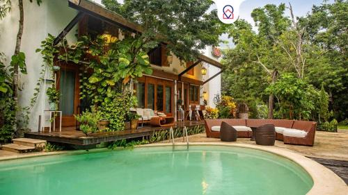 Luxury Villa in Cozumel with Pool & Hot Tub
