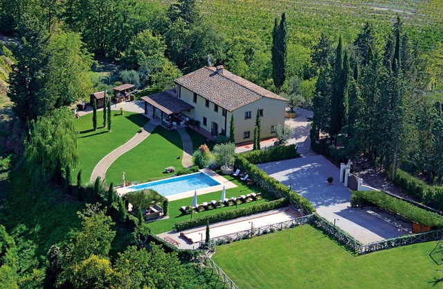 LUXUSVILLA IRIS SAN GIMIGNANO, 6 Zimmer mit Bad, Pool, Sauna, SPA, Fitnessbereich