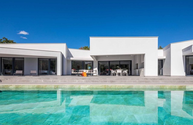 Luxusvilla Mauve mit Pool