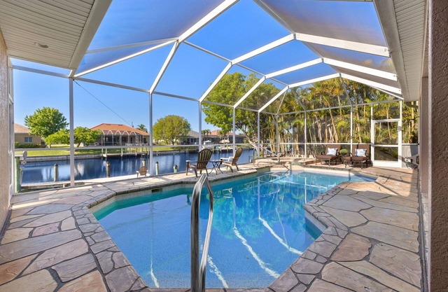 Luxury Villa on the Water – Private Heated Pool, Dock & Direct Gulf Access