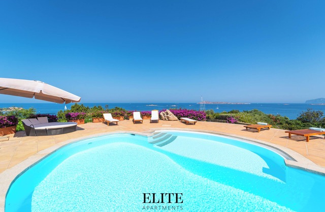 Luxury Villa Romazzino with private pool