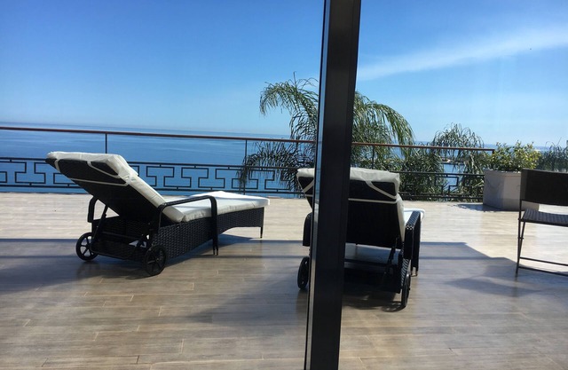 *Luxury* VILLA VITTORIO* Taormina, Etna & SEAVIEW