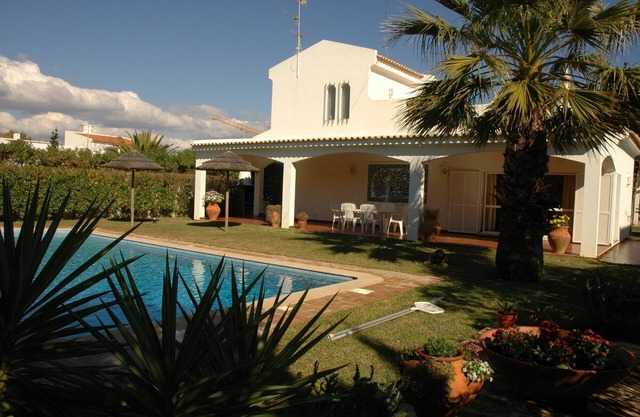 Luxusvilla an der Algarve mit eigenem Pool nahe 2 traumhaften Golfplätzen