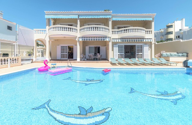 Luxus Villa mit bester Meeraussicht in Lagos, Meia Praia, 6 Zimmer, 12 Personen.
