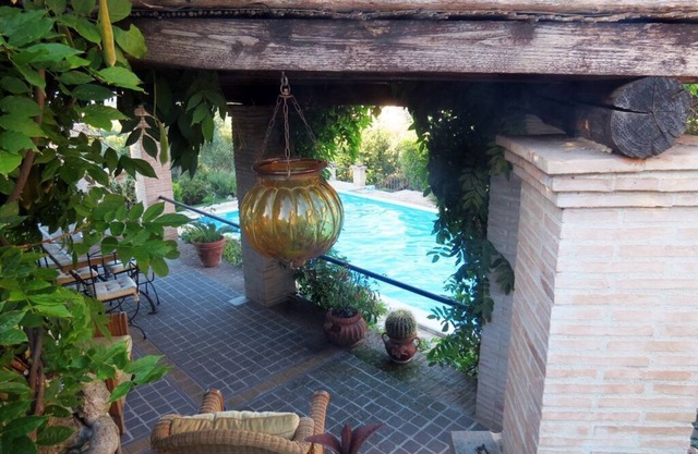 Luxus-Villa mit Pool in der Nähe von Rom