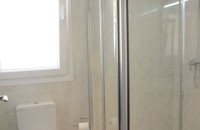 Luxus-Villa mit privatem Pool bietet Platz für 10 Personen