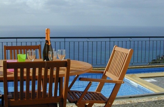 Luxury Villa With Private Heated Pool, Games Room, 160 degrees sea view, WiFi