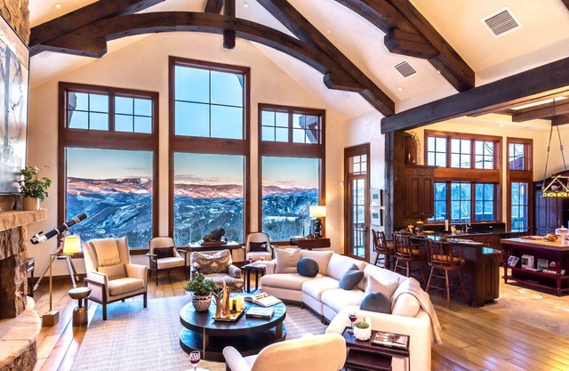 NEW! Luxury 5BR Mountain Home + Spectacular Views + Hot Tub – Wilton House