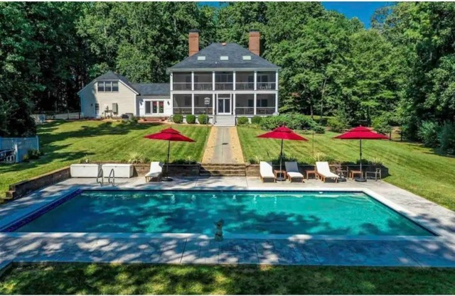 💎 Luxury Waterfront Retreat w/ Private Pool & Dock