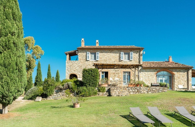 Luxury Wine Farm Countryside House