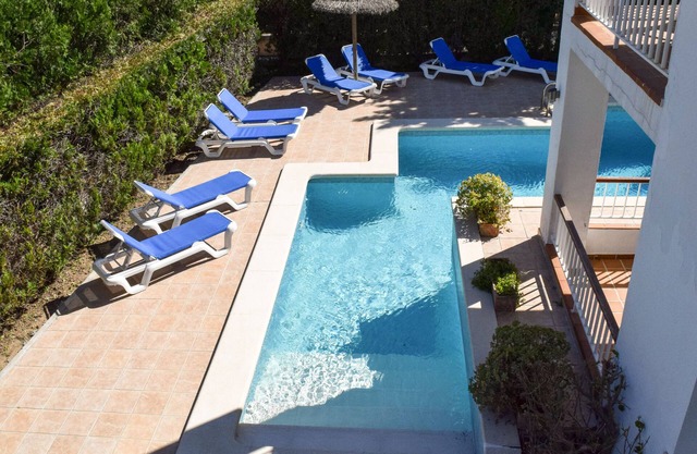 Luz 201. First Floor, Pool & Mountain View.