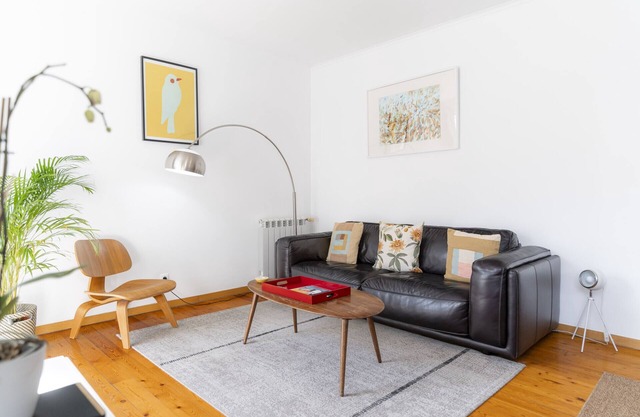 LV Premier PR1 - Balcony, River View, AC, Heating, Elevator, Baixa
