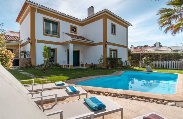 LV Premier LA1 - AC, Heated Pool, Garden, beach, jacuzzi, Meco/Lagoa