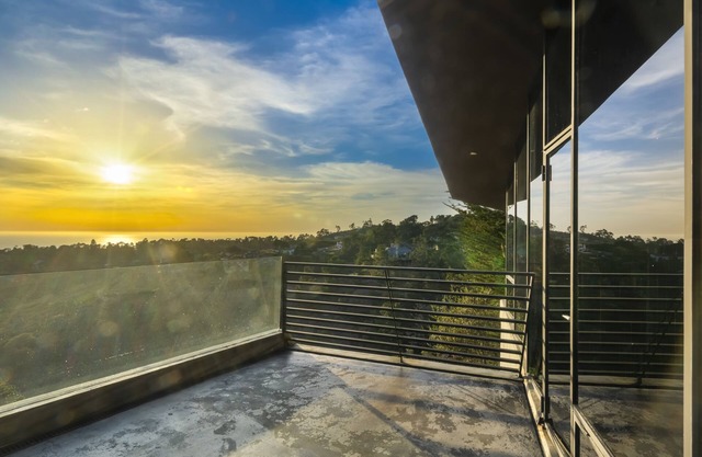 Lx 70 contemporary luxury estate earth and sky