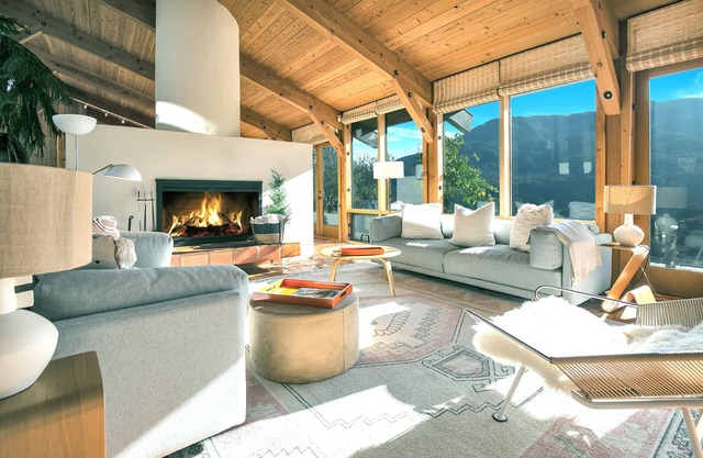 LX31 Carmel Valley Villa with Pool and Hot Tub