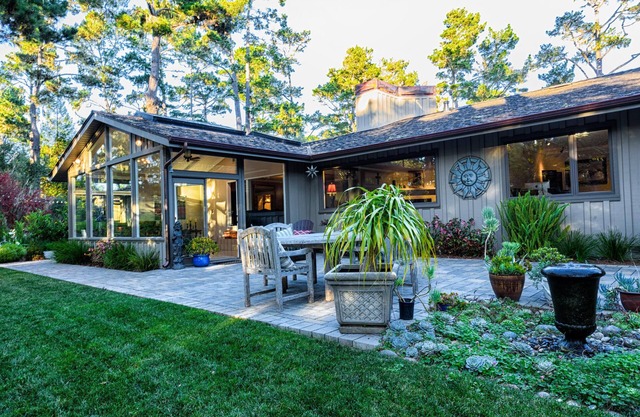 Lx47: Pebble Garden Retreat Home With Modern Kitchen