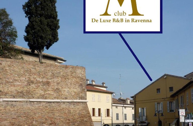 M Club De Luxe B&B
