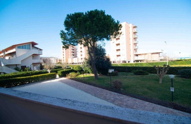 M006 - Marcelli, new three-room apartment 50 meters from the sea
