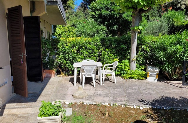 M326 - Marcelli, comfortable three-room apartment 200m from the sea