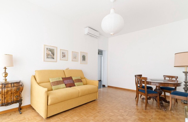 M4 Coni Zugna Bright Apartment