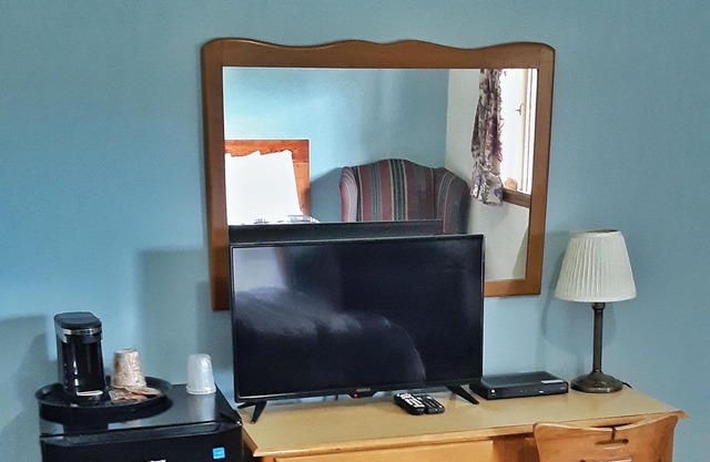 MacIver's Motel & Campground