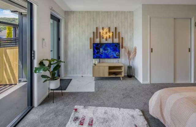 Macky Street Studio Retreat