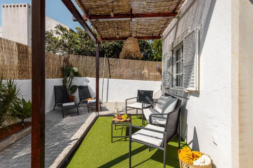 MADA HOUSE's II