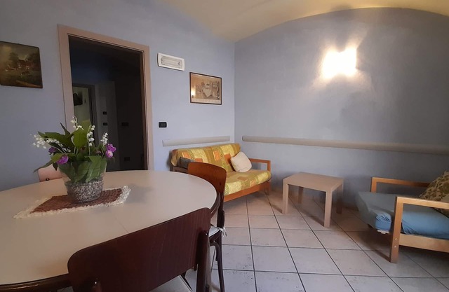 TRILOCALE A CARAGLIO max 5 Personen