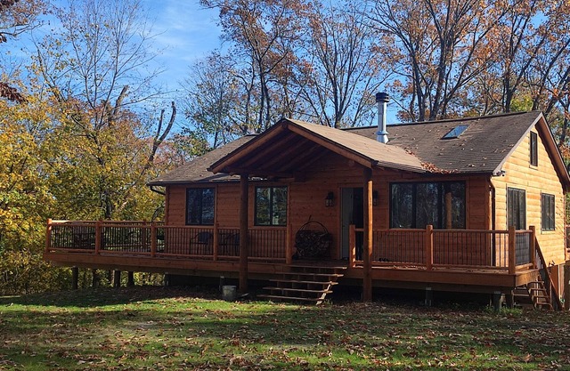 Magical Cabin Getaway: Lovely Log Home in Warwick