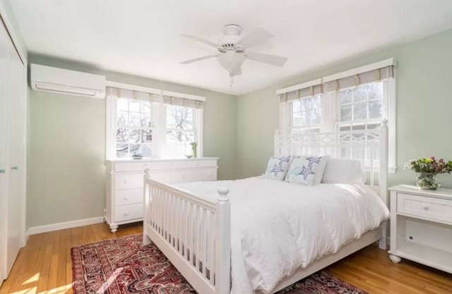 "Magical": Steps to the beach in laid-back beach community