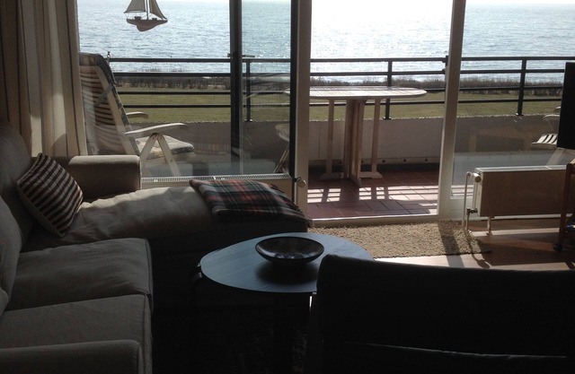 Lütt Baltic Fehmarn - endloser Meerblick vom Balkon auf Ostsee und Naturstrand