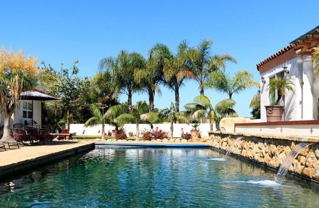 Wunderschöne Gated Private Santa Barbara Estate, Salzwasserpool und Spa