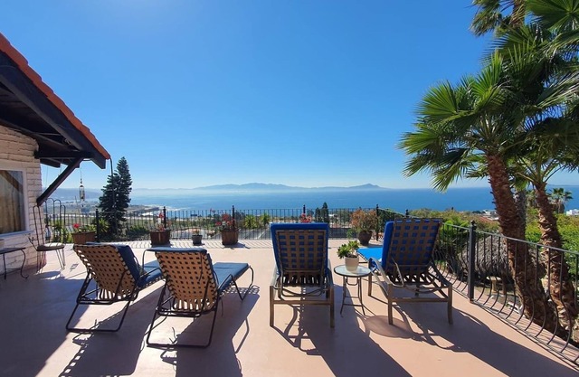 Magnificent Hacienda with incredible ocean views Casa Serenidad