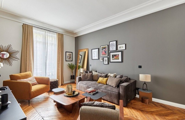 Magnificent new apartment Notre Dame de Paris
